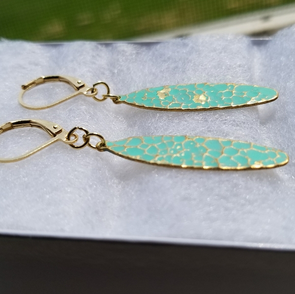 Turquoise Dimpled Oval Earrings - Picture 3 of 4